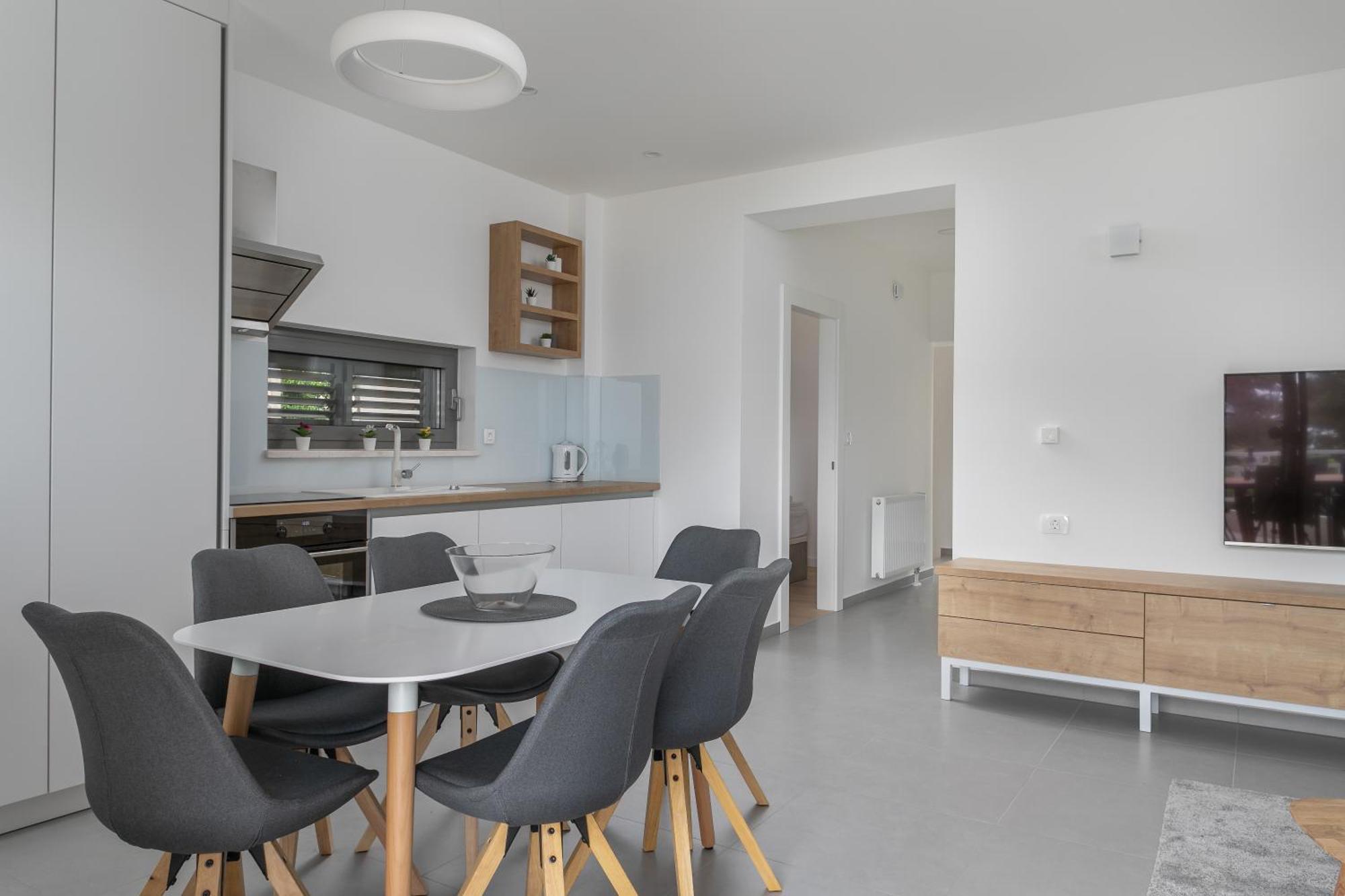 Villa Brela Apartments